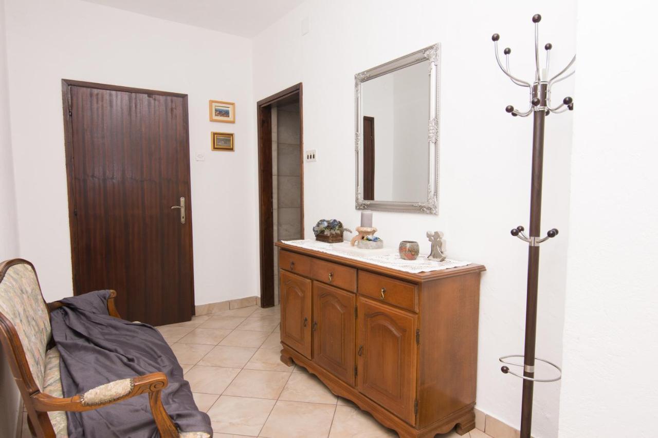 Karmela Rustic Apartamento Senj  Exterior foto