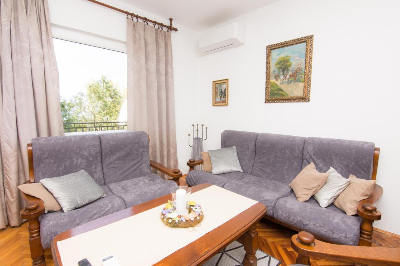 Karmela Rustic Apartamento Senj  Exterior foto